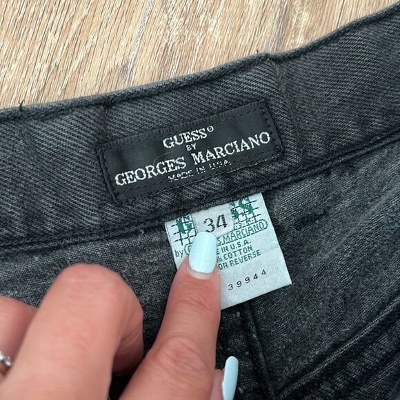 Guess by Marciano • Vintage long denim shorts - Picture 5 of 11